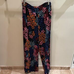 Johnny Was Multicolor Floral Pants with Fun Pleats